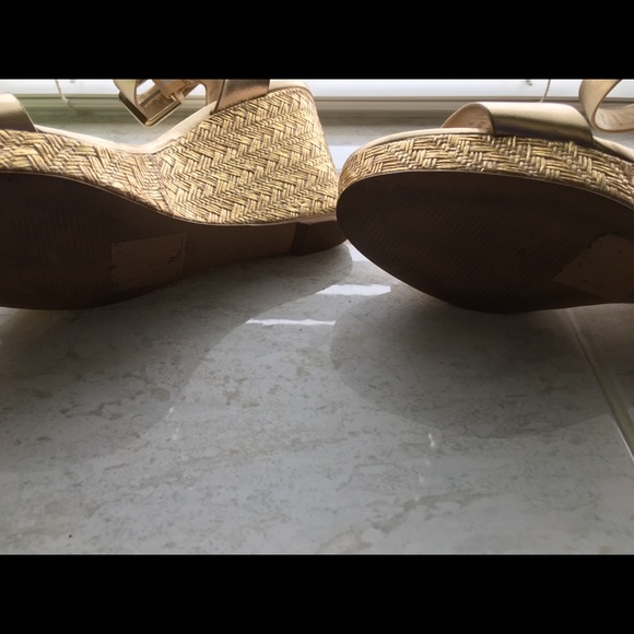 Shoes - Picture 11 of 12